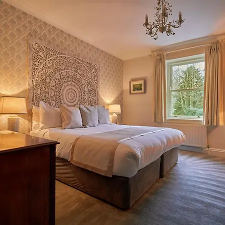 Seaview House 4*